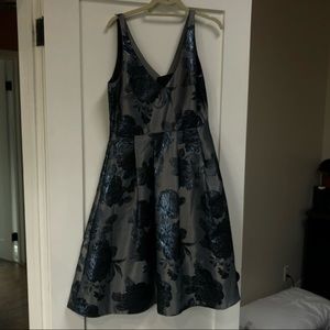 White House Black Market Fit and Flare A-line Semi Formal V-Neck Dress 8